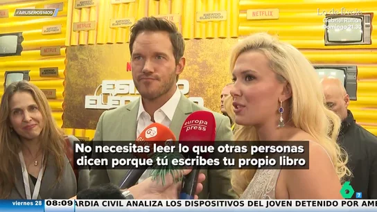 El viral de Chris Pratt y Millie Bobby Brown dando un consejo a Terelu Campos: "Tú escribes tu propio libro" El viral de Chris Pratt y Millie Bobby Brown dando un consejo a Terelu Campos: "Tú escribes tu propio libro"
