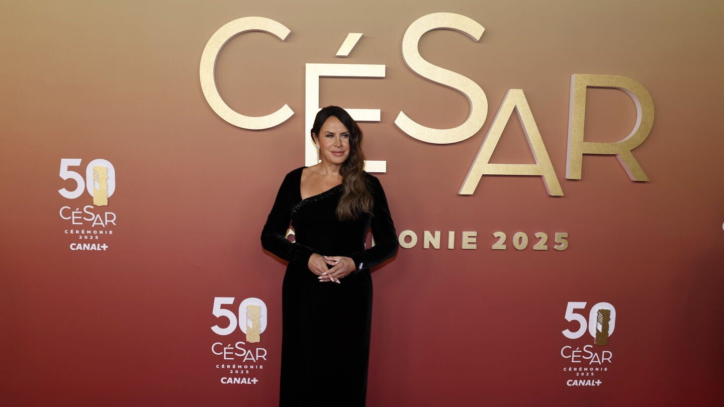 La actriz espa&ntilde;ola Karla Sofia Gascon, protagonista de la pel&iacute;cula "Emilia P&eacute;rez", la gran ganadora de la ceremonia n&uacute;mero 50 de los premios C&eacute;sar