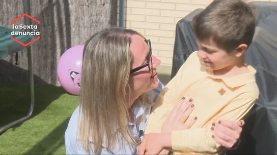 La denuncia de la madre de Rafa, un niño con autismo: se queda sin campamento porque no hay "personal específico" para atender sus necesidades La denuncia de la madre de Rafa, un niño con autismo: se queda sin campamento porque no hay "personal específico" para atender sus necesidades