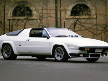 Es el Lamborghini Countach "para pobres" que no tuvo éxito a pesar de su motor central V8 Es el Lamborghini Countach "para pobres" que no tuvo éxito a pesar de su motor central V8