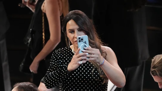 Karla Sofía Gascón, durante la gala de los premios Oscar Karla Sofía Gascón, durante la gala de los premios Oscar