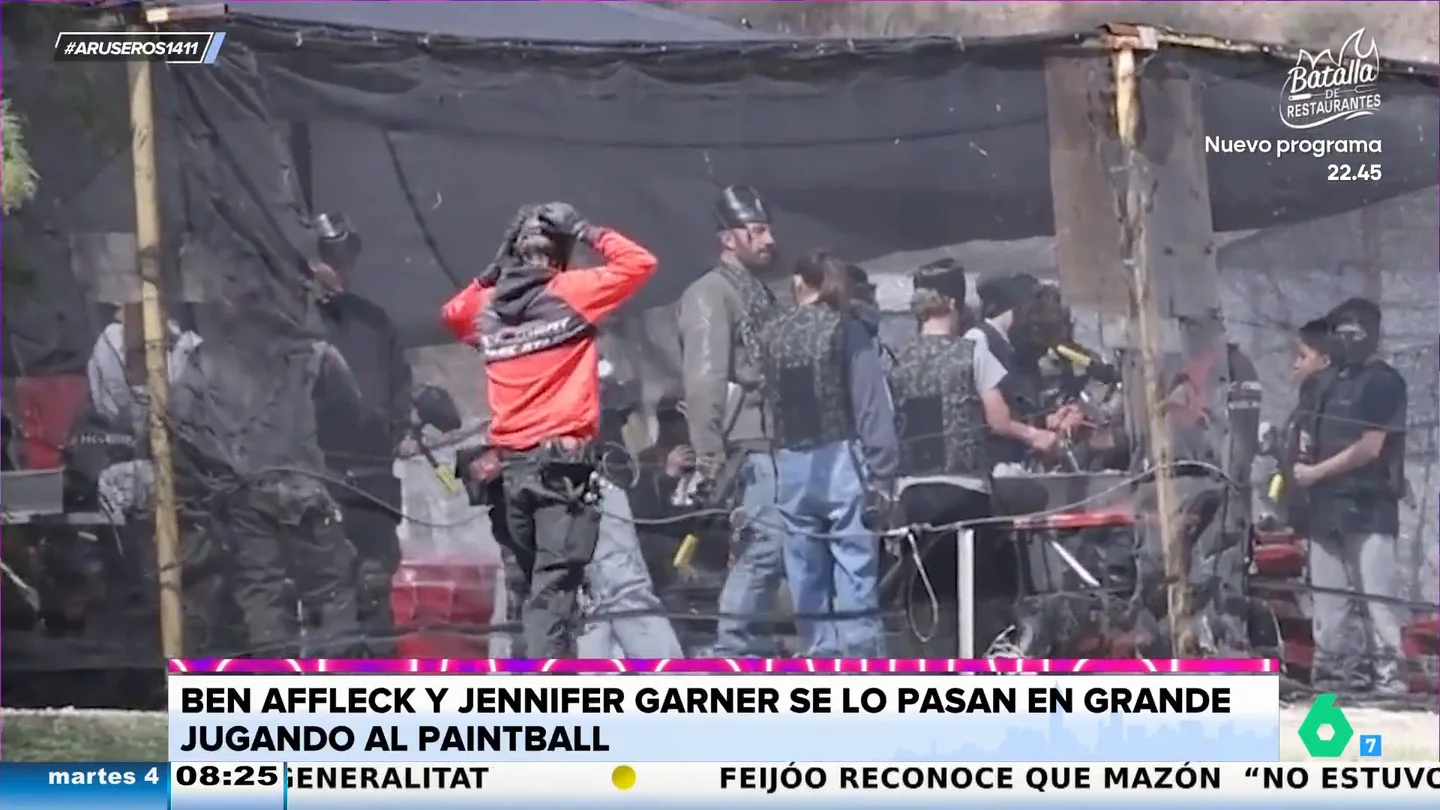 Angie Cárdenas, sobre Ben Affleck tras su último encuentro con Jennifer Garner: "Es el típico ex pesado, no te lo quitas ni con agua caliente" Angie Cárdenas, sobre Ben Affleck tras su último encuentro con Jennifer Garner: "Es el típico ex pesado, no te lo quitas ni con agua caliente"