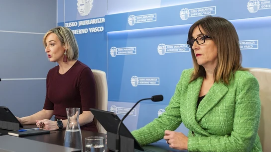 Imagen de la portavoz del Gobierno Vasco, María Ubarretxena, y la consejera de Alimentación, Amaia Barredo. Imagen de la portavoz del Gobierno Vasco, María Ubarretxena, y la consejera de Alimentación, Amaia Barredo.