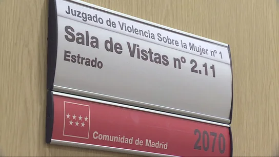Más de un centenar de jueces alertan del "colapso" en los juzgados de Violencia sobre la Mujer: las víctimas serán las principales perjudicadas Más de un centenar de jueces alertan del "colapso" en los juzgados de Violencia sobre la Mujer: las víctimas serán las principales perjudicadas