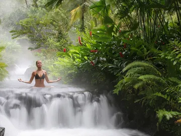 Aguas termales en Tabacón Grand Spa & Thermal Resort Aguas termales en Tabacón Grand Spa & Thermal Resort