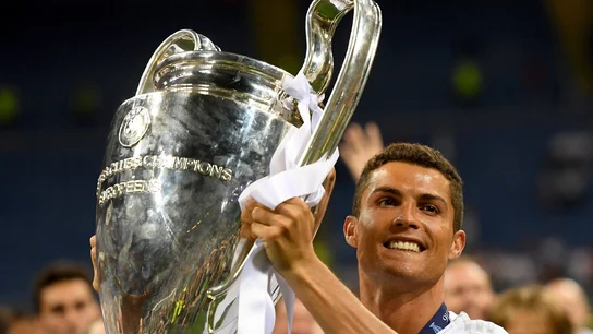 Cristiano Ronaldo con la undécima Champions del Real Madrid Cristiano Ronaldo con la undécima Champions del Real Madrid