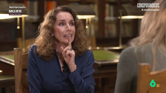 Ana Belén reflexiona sobre el paso del tiempo: "Me encuentro con la misma llama que cuando era jovencita" La artista afirma que le dan fuerza estar rodeada por un núcleo de personas a las que le gusta escuchar y amigos con los que puede compartir muchas cosas.