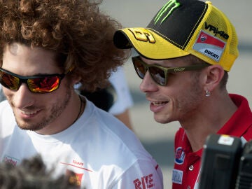 Marco Simoncelli y Valentino Rossi
