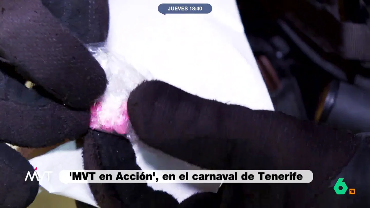 MVT en Acción, en el Carnaval de Tenerife con la Policía: "Tomarte esas 4 pastillas de éxtasis te puede mandar al hospital" MVT en Acción, en el Carnaval de Tenerife con la Policía: "Tomarte esas 4 pastillas de éxtasis te puede mandar al hospital"