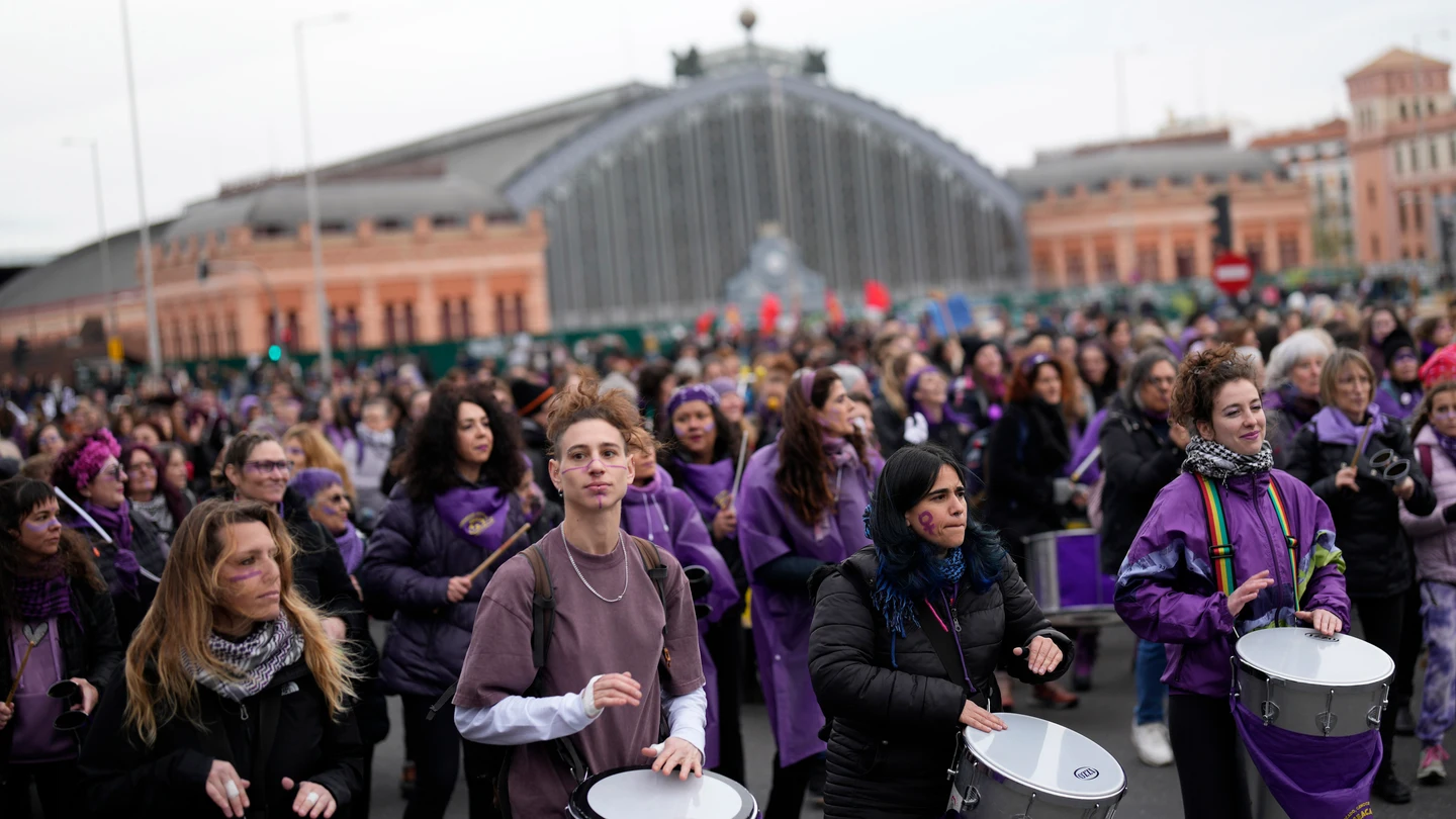 Marcha del 8 de marzo en Madrid en 2024, con salida desde la rotonda de Atocha Marcha del 8 de marzo en Madrid en 2024, con salida desde la rotonda de Atocha