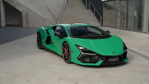 Lamborghini Revuelto Lamborghini Revuelto