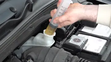 Cambiar líquido de frenos Cambiar líquido de frenos