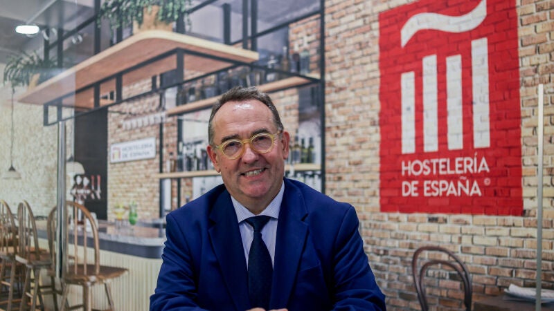 El presidente de la Confederación Empresarial de Hostelería de España, José Luis Yzuel