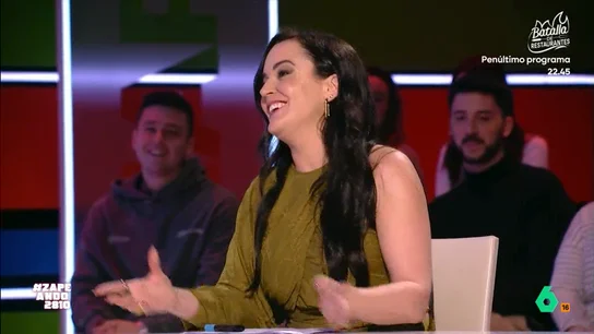 Martita de Graná, nueva colaboradora en Zapeando: "¿Cómo tú aquí? Si a ti te iba muy bien" Martita de Graná, una de las mejores cómicas de España, se estrena hoy como colaboradora de Zapeando. En este vídeo, el recibimiento de Dani Mateo, fiel a su estilo, a la nueva zapeadora.