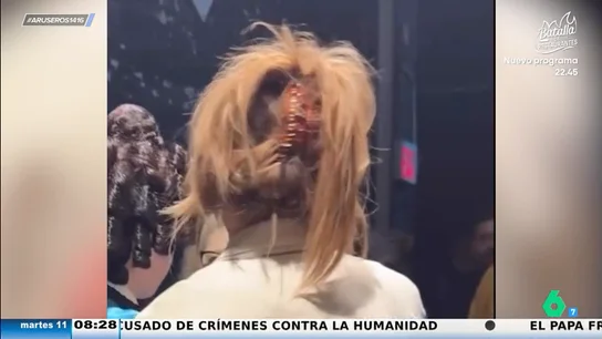 Alfonso Arús analiza el detalle 'oculto' del look de Jennifer Lopez en Paris: "Huele a trampa" Alfonso Arús analiza el detalle 'oculto' del look de Jennifer Lopez en Paris: "Huele a trampa"