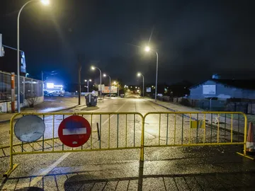Zona cortada por peligro de desbordamiento en el Río Guadarrama, en Galapagar Zona cortada por peligro de desbordamiento en el Río Guadarrama, en Galapagar