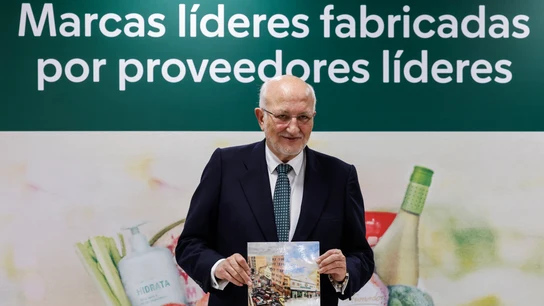 El presidente de Mercadona, Juan Roig, durante la rueda de prensa convocada para presentar los resultados económicos de 2024. El presidente de Mercadona, Juan Roig, durante la rueda de prensa convocada para presentar los resultados económicos de 2024.