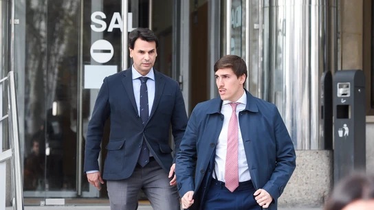 La pareja de la presidenta de la Comunidad de Madrid, Alberto González Amador, sale de declarar a los juzgados de Plaza de Castilla La pareja de la presidenta de la Comunidad de Madrid, Alberto González Amador, sale de declarar a los juzgados de Plaza de Castilla