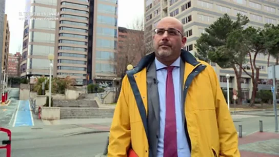 El abogado de los vecinos de La Cañada Real, sobre los cortes de luz: "El objetivo es expulsar a los vecinos" El abogado de los vecinos de La Cañada Real, sobre los cortes de luz: "El objetivo es expulsar a los vecinos"