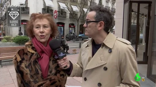 Una mujer de barrio rico, sobre qué haría con una pensión de 800 euros: "No lo sé, nunca he vivido con eso" Una mujer de barrio rico, sobre qué haría con una pensión de 800 euros: "No lo sé, nunca he vivido con eso"