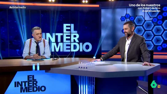 El primer ministro finlandés invita a Sánchez a una sauna: "¿Qué hace ese nórdico roneando con nuestro presidente?" Petteri Orpo ha agradecido a Pedro Sánchez su visita a Finlandia y, además, le ha propuesto que, en su próxima visita, vayan juntos a una sauna. El presidente español no ha dudado en aceptar la invitación.
