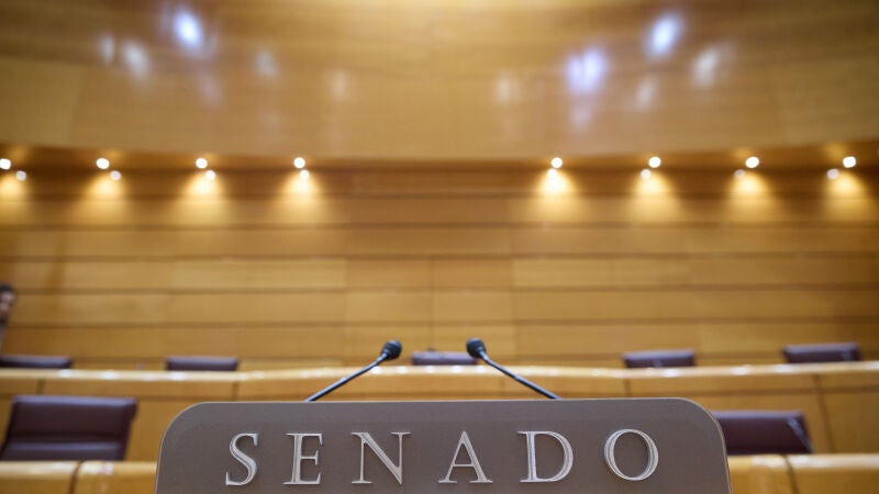 Tribuna de oradores del Senado durante un pleno en el Senado, a 12 de marzo de 2025, en Madrid (España).