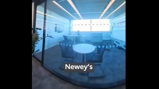 Aston Martin enseña por primera vez su nueva fábrica... ¡y el despacho de Newey! Aston Martin enseña por primera vez su nueva fábrica... ¡y el despacho de Newey!