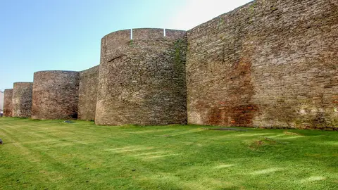 Muralla romana de Lugo Muralla romana de Lugo
