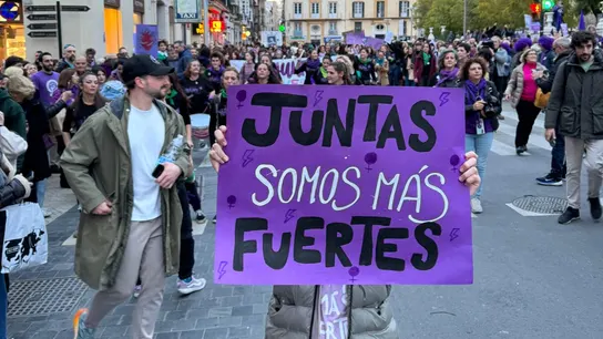 Cartel feminista durante el último 8M. Cartel feminista durante el último 8M.