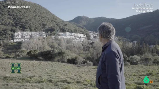 La batalla del ecologista Juan Clavero con un gran inmobiliario belga En su batalla para que se reconociera como público el camino que cruzaba la finca de un importante empresario belga, el ecologista Juan Clavero llegó a sufrir un intento de montaje para incriminarle por tráfico de drogas.
