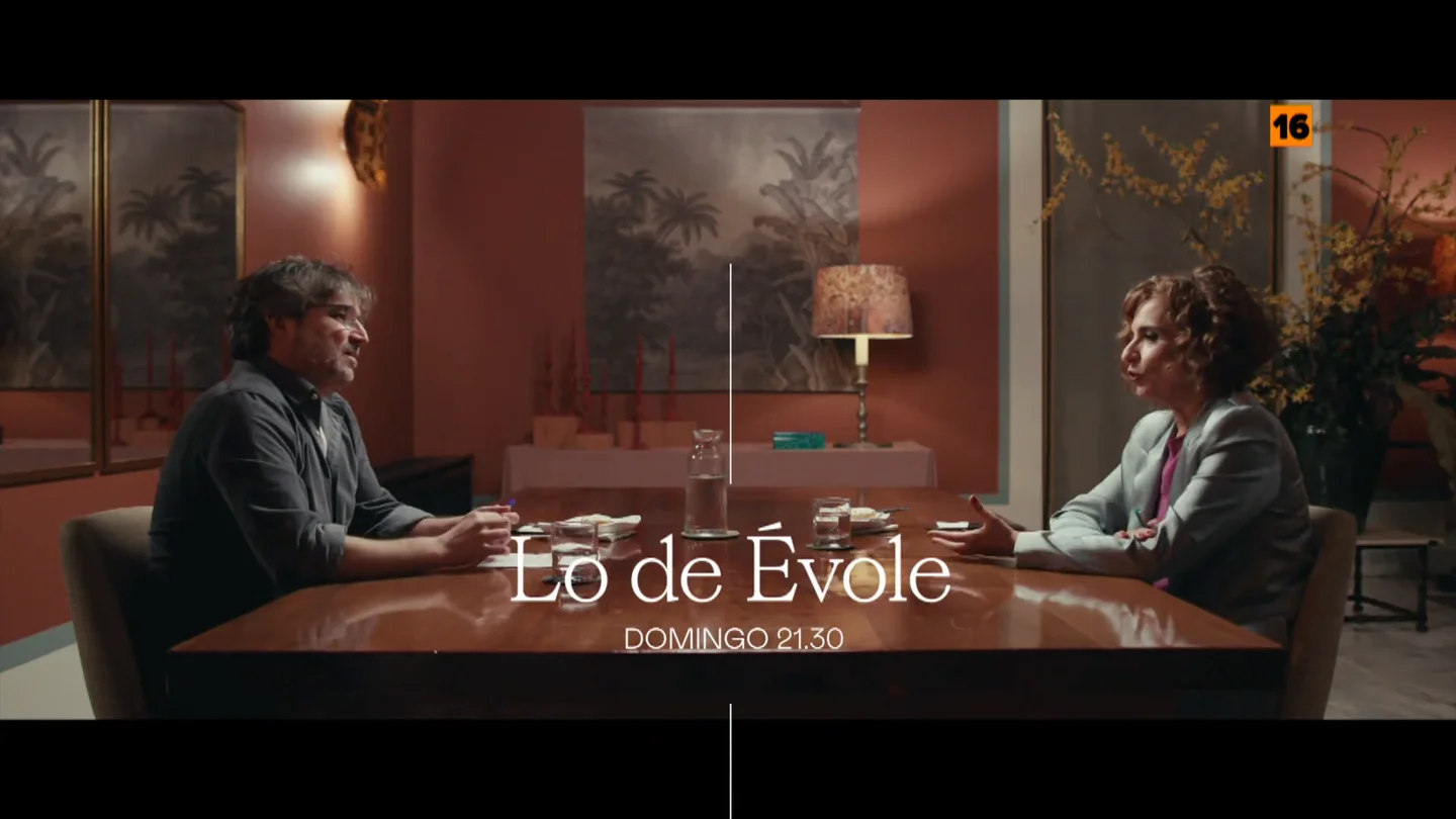 Hoy, Jordi Évole entrevista a María Jesús Montero, vicepresidenta primera del Gobierno y la mujer con más poder político de España Hoy, Jordi Évole entrevista a María Jesús Montero, vicepresidenta primera del Gobierno y la mujer con más poder político de España