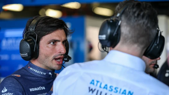 Sainz en el box Sainz en el box