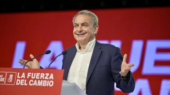 El expresidente del Gobierno de España, José Luis Rodríguez Zapatero, interviene durante la inauguración del 18º Congreso del PSOE de Aragón El expresidente del Gobierno de España, José Luis Rodríguez Zapatero, interviene durante la inauguración del 18º Congreso del PSOE de Aragón