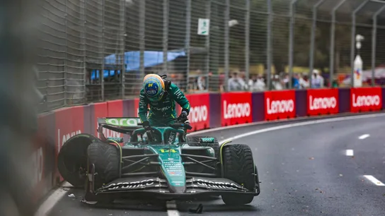El accidente de Fernando Alonso durante el GP de Australia El accidente de Fernando Alonso durante el GP de Australia
