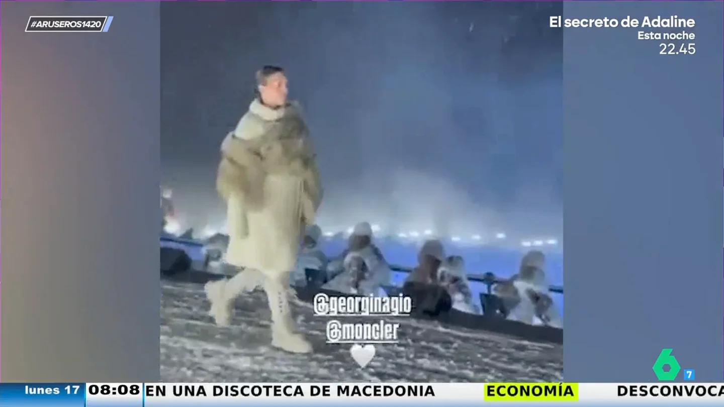 Georgina Rodríguez desfila por sorpresa a 2.000 metros de altura para Moncler Georgina Rodríguez desfila por sorpresa a 2.000 metros de altura para Moncler