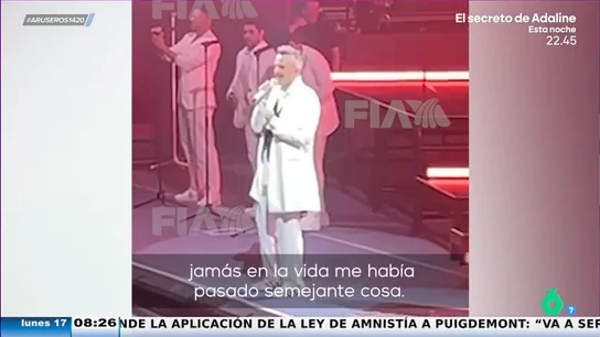 Un terremoto interrumpe el primer concierto de Miguel Bosé en casi una década: "No se quejen de que no ha sido una 'superchingona' producción" Un terremoto interrumpe el primer concierto de Miguel Bosé en casi una década: "No se quejen de que no ha sido una 'superchingona' producción"