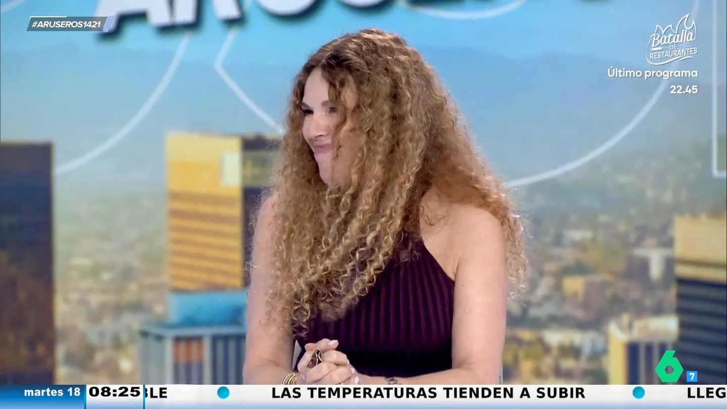 El 'dardo' de Alfonso Arús a Angie Cárdenas por su 'afición' a la lotería: "Alguien que yo me sé..." El 'dardo' de Alfonso Arús a Angie Cárdenas por su 'afición' a la lotería: "Alguien que yo me sé..."