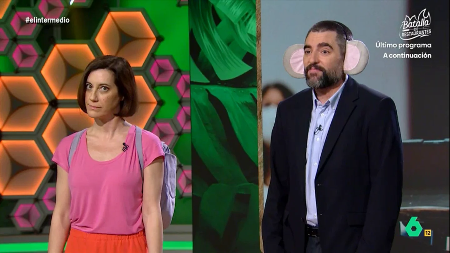 La reacción de 'Dora la Conservadora' ante las palabras de Echenique contra los curas: "¿Deportar sacerdotes? Are you crazy?" La reacción de 'Dora la Conservadora' ante las palabras de Echenique contra los curas: "¿Deportar sacerdotes? Are you crazy?"