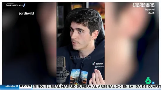 El inquietante motivo por el que se apagan todas las luces del avión al aterrizar si es de noche: "Si hay un accidente..." El inquietante motivo por el que se apagan todas las luces del avión al aterrizar si es de noche: "Si hay un accidente..."