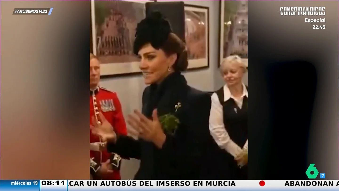 Kate Middleton confiesa qué opina de la barba del príncipe Guillermo: "Cada vez que lleva puesto el uniforme..." Kate Middleton confiesa qué opina de la barba del príncipe Guillermo: "Cada vez que lleva puesto el uniforme..."