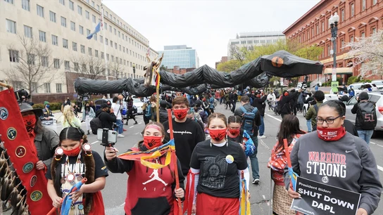 Greenpeace pone en peligro las protestas climáticas en EEUU tras ser condenada a pagar cientos de millones a una petrolera Manifestación contra el oleoducto Dakota Access. Foto de Archivo