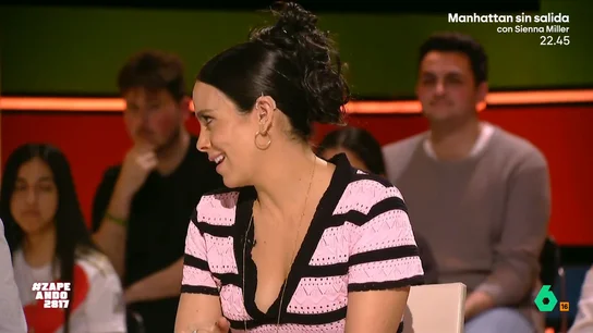 Cristina Pedroche vuelve a casa de sus padres: "Ya no tengo momentos para mí sola" La zapeadora ha tenido que volver a su barrio de toda la vida, Vallecas. Esto ha provocado que su espacio se reduzca ya que, por ejemplo, la casa de sus padres tiene un solo baño.