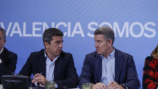 Carlos Mazón y Alberto Núñez Feijóo en una foto de archivo Carlos Mazón y Alberto Núñez Feijóo en una foto de archivo