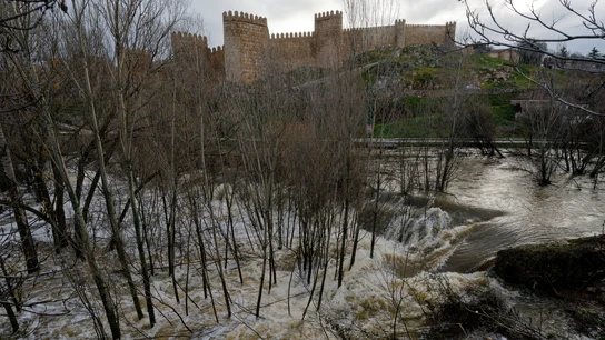 Vista del río Adaja a su paso por Ávila Vista del río Adaja a su paso por Ávila