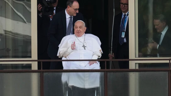 El papa Francisco habla desde el hospital Gemelli de Roma El papa Francisco habla desde el hospital Gemelli de Roma