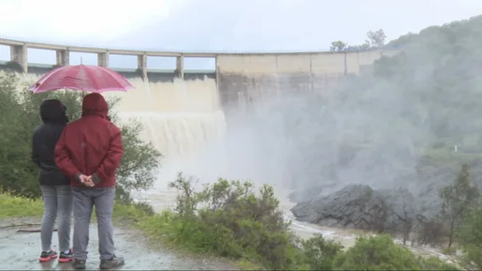 El turismo de embalses, la nueva moda en España tras las lluvias de marzo: "La maravilla de la naturaleza" El turismo de embalses, la nueva moda en España tras las lluvias de marzo: "La maravilla de la naturaleza"