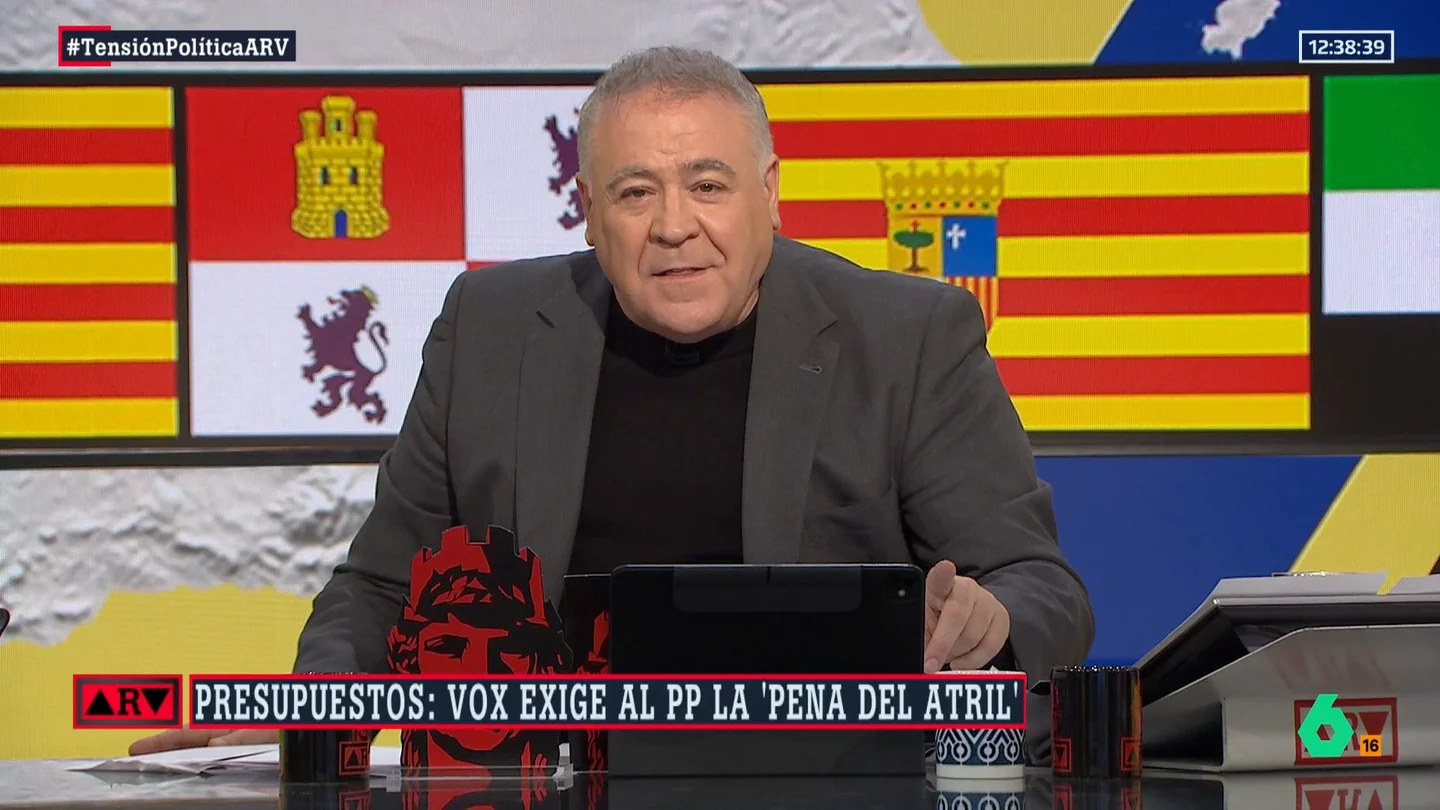 Ferreras pronostica que habrá Presupuestos con Vox en Aragón y en Murcia: "Al final, se los comerán: saldrán y dirán qué mal los migrantes y el Pacto Verde" Ferreras pronostica que habrá Presupuestos con Vox en Aragón y en Murcia: "Al final, se los comerán: saldrán y dirán qué mal los migrantes y el Pacto Verde"