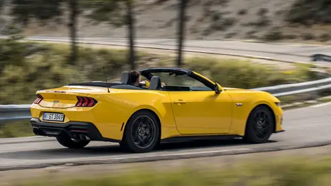 Ford Mustang GT Convertible Ford Mustang GT Convertible