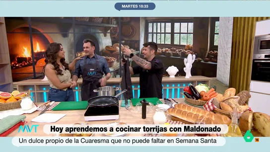 Marina Valdés acompaña a Iñaki López en su clase de cocina: "Pero si yo había venido a hablar de Mazón" La reportera sustituye a Cristina Pardo y se enfrenta, junto a Iñaki, a la clase de cocina de Carlos Maldonado. En esta ocasión, el chef les ha enseñado a preparar unas deliciosas torrijas.