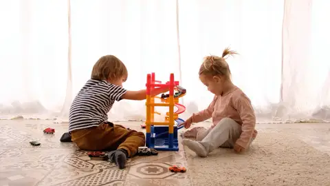 Niños jugando Niños jugando